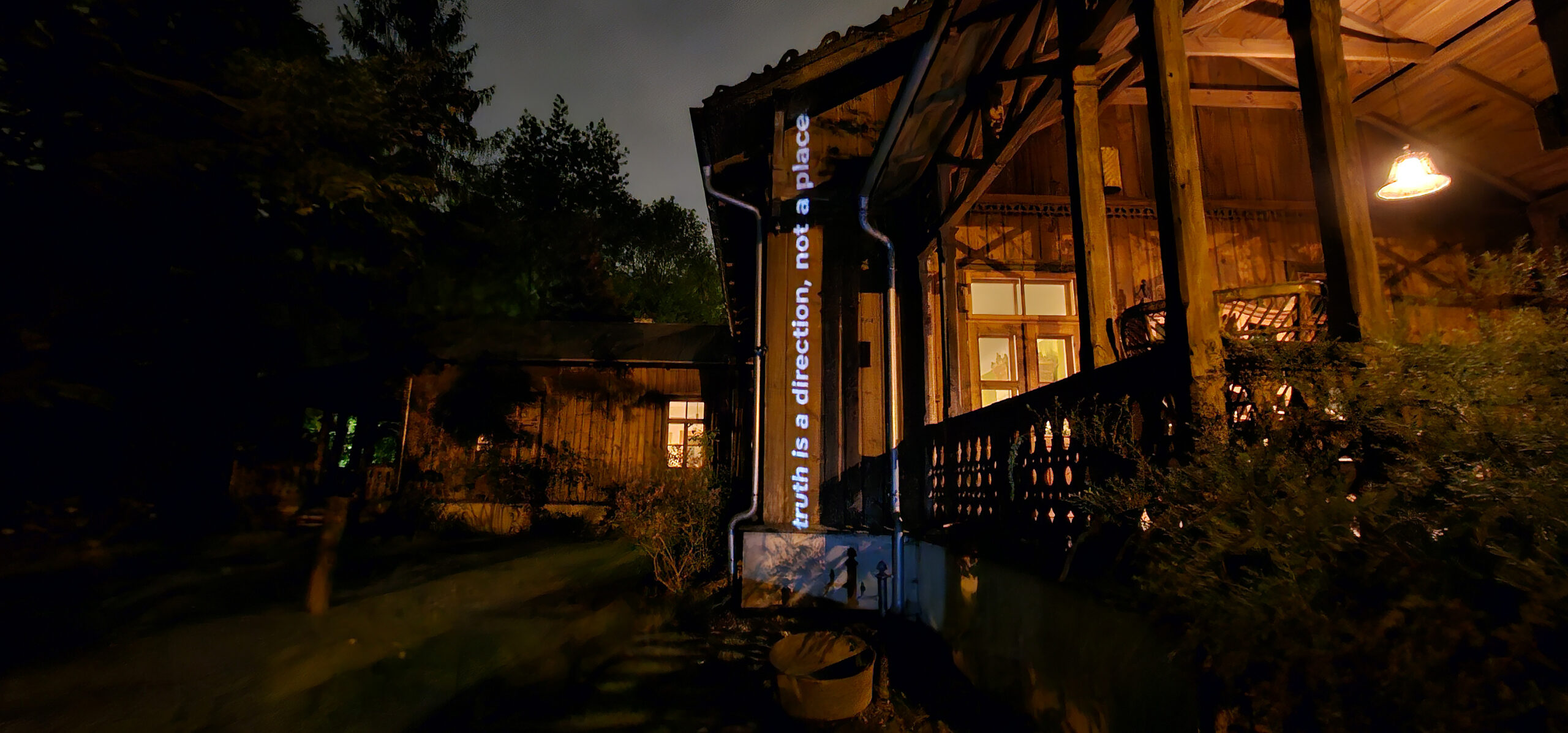 PODKOWA LEŚNA WILLA AIDA